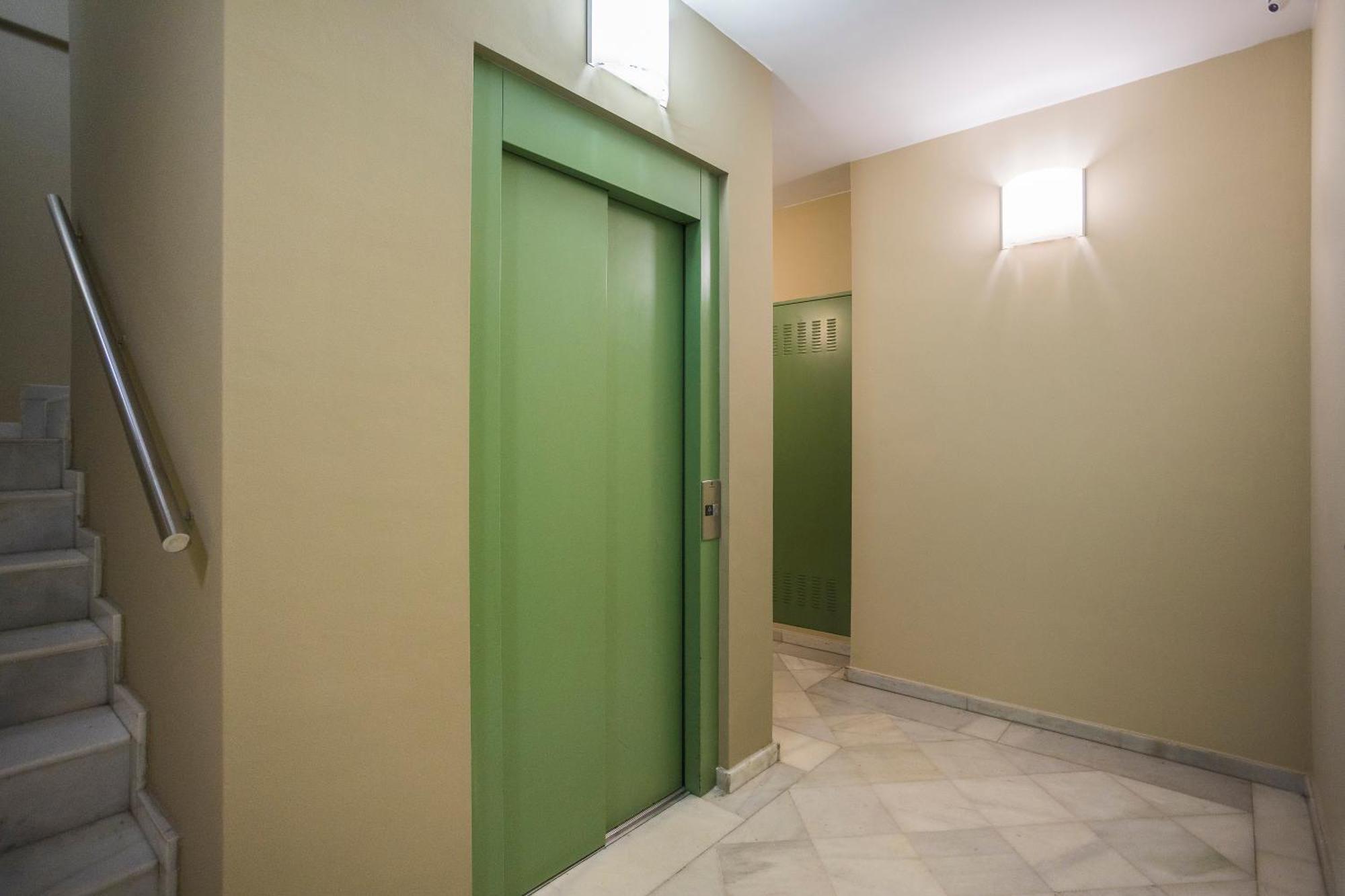 Apartament Palau De La Musica 2 *